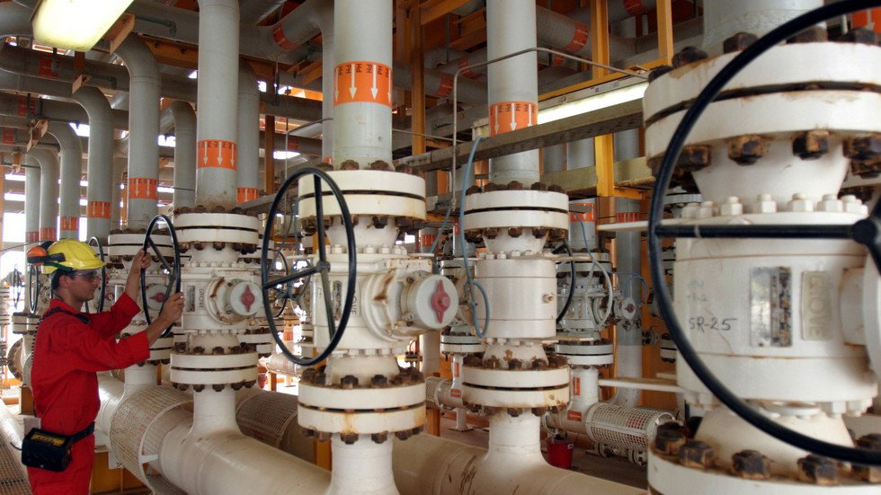 صحيفة أمريكية: إدارة ترامب تؤجل فرض عقوبات جديدة ضد طهران