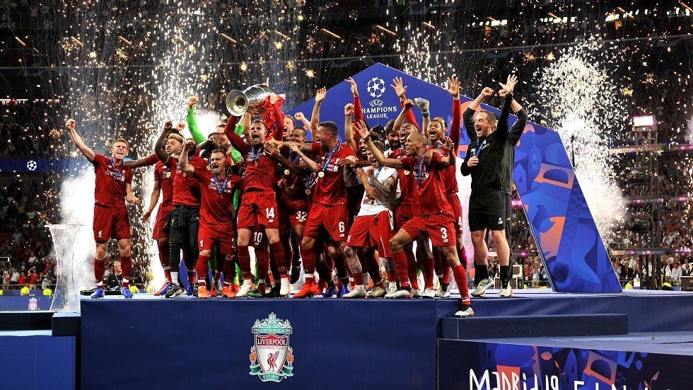 شاهد.. صورة طريفة لمحمد صلاح