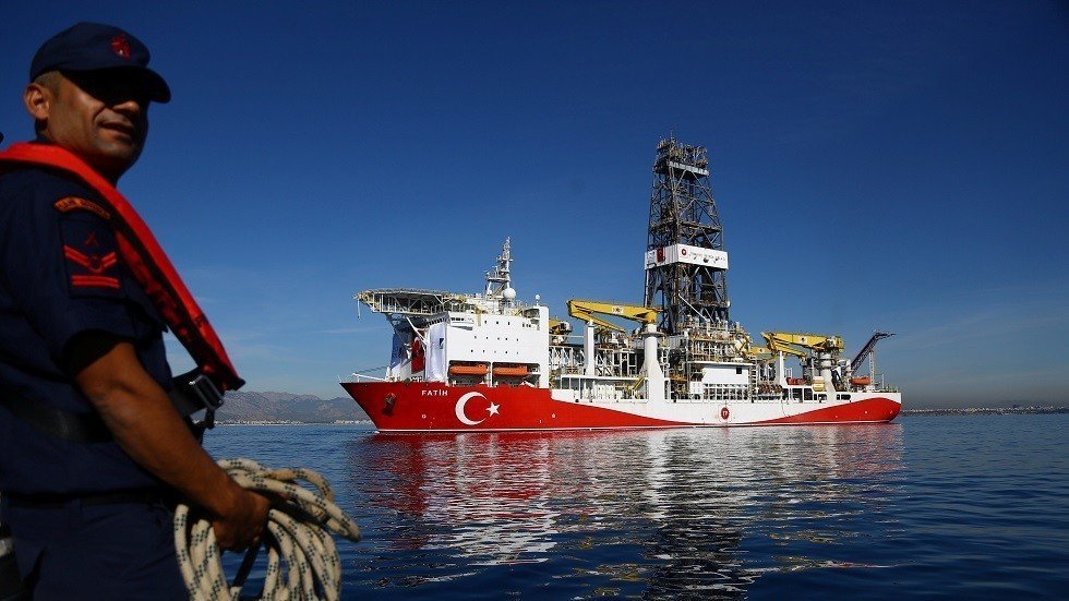 خبير: خطوتان يتعين على أنقرة اتخاذهما من دون تأخير في المتوسط 