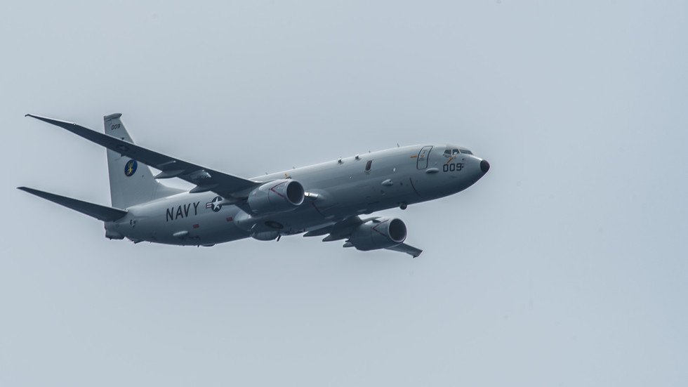 الدفاع الروسية تنفي قيام مقاتلاتها بـ"اعتراض غير آمن" للطائرات الأمريكية فوق المتوسط