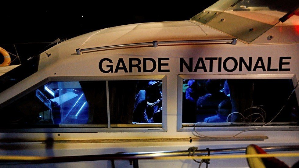 سفينة مصرية أنقذت مهاجرين تطلب الرسو في تونس