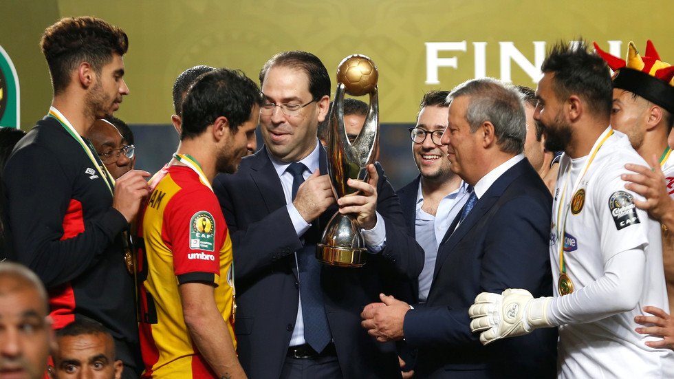 رئيس الحكومة التونسية ينتقد قرار "الكاف"