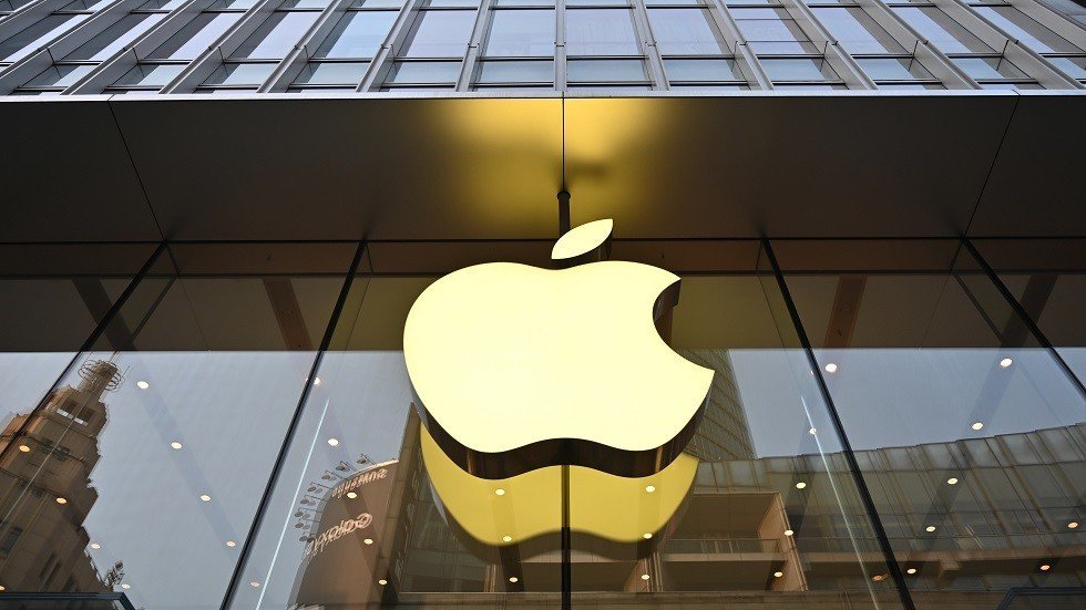 "أبل" تمثل أمام القضاء من جديد