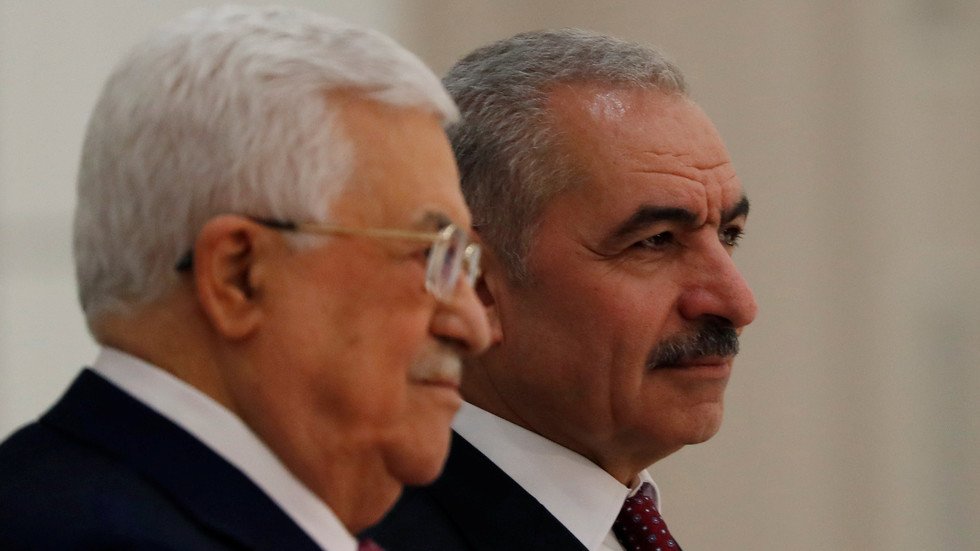 اشتية يحذر من انهيار السلطة الفلسطينية وإفلاسها خلال شهرين