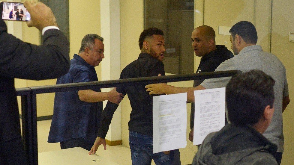 مصائب نيمار تتوالى في عام 2019