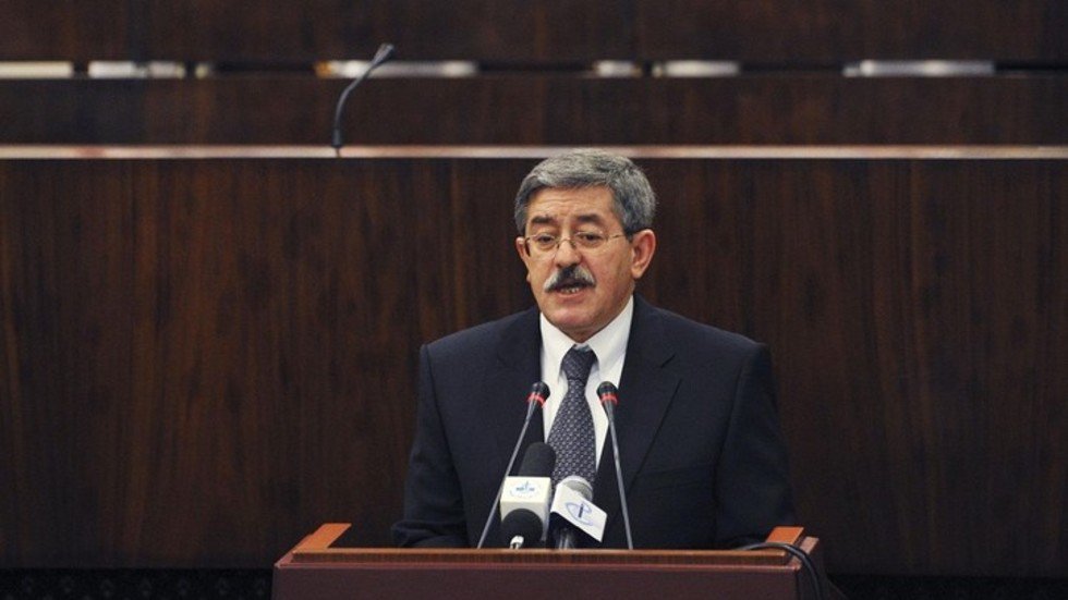 أحزاب جزائرية ترحب بخطاب الرئيس المؤقت