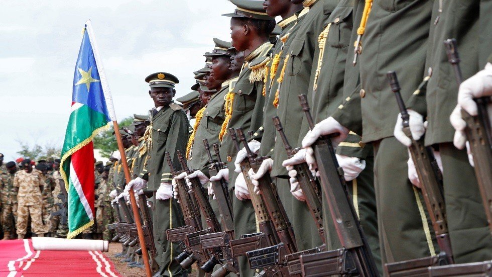 إحالة عدد من الضباط السودانيين للتقاعد والمخابرات توضح 