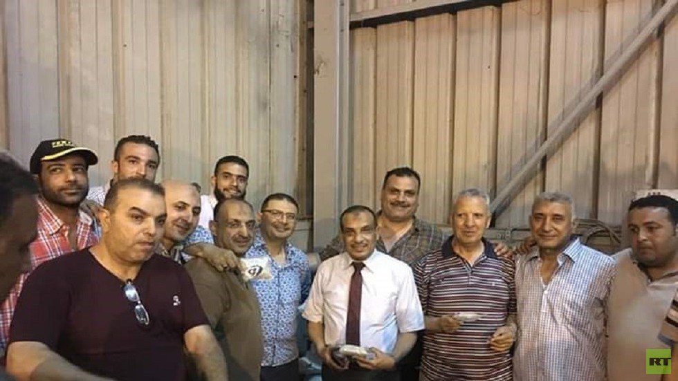 مصر.. ضبط كمية كبيرة من المخدرات في شحنة تفاح سورية