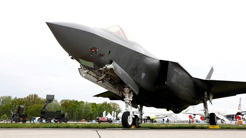 البنتاغون يعلن اتفاقا على خفض أسعار شراء مقاتلات 