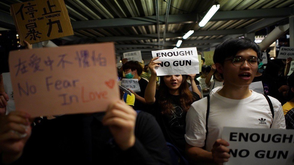 وسائل إعلام: هونغ كونغ مستعدة لإرجاء تبني مشروع قانون تسليم المطلوبين