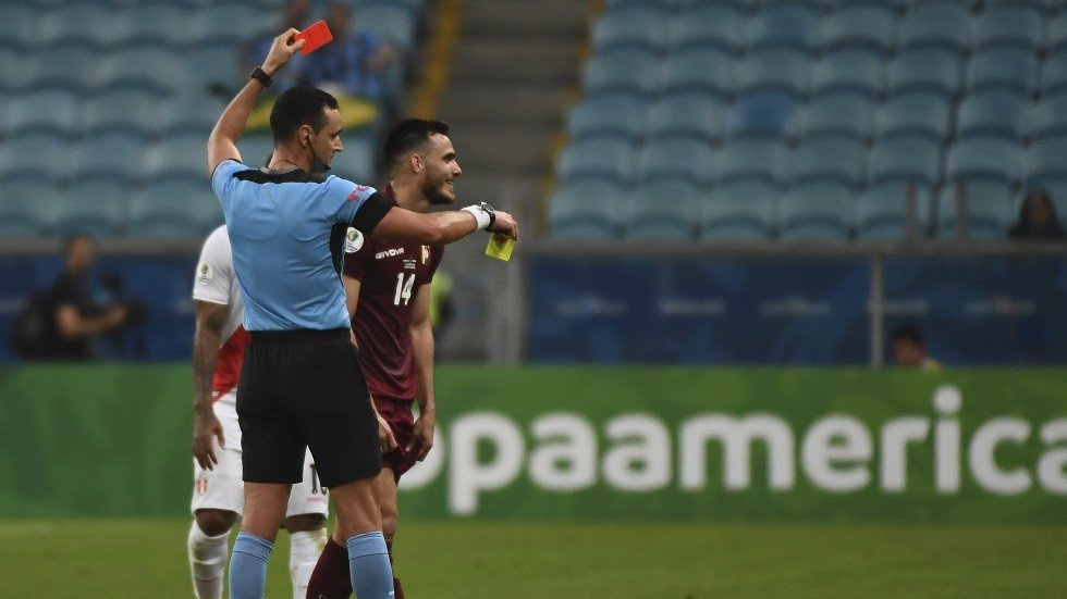 إلغاء هدف في "كوبا أمريكا" بعد 5 دقائق!