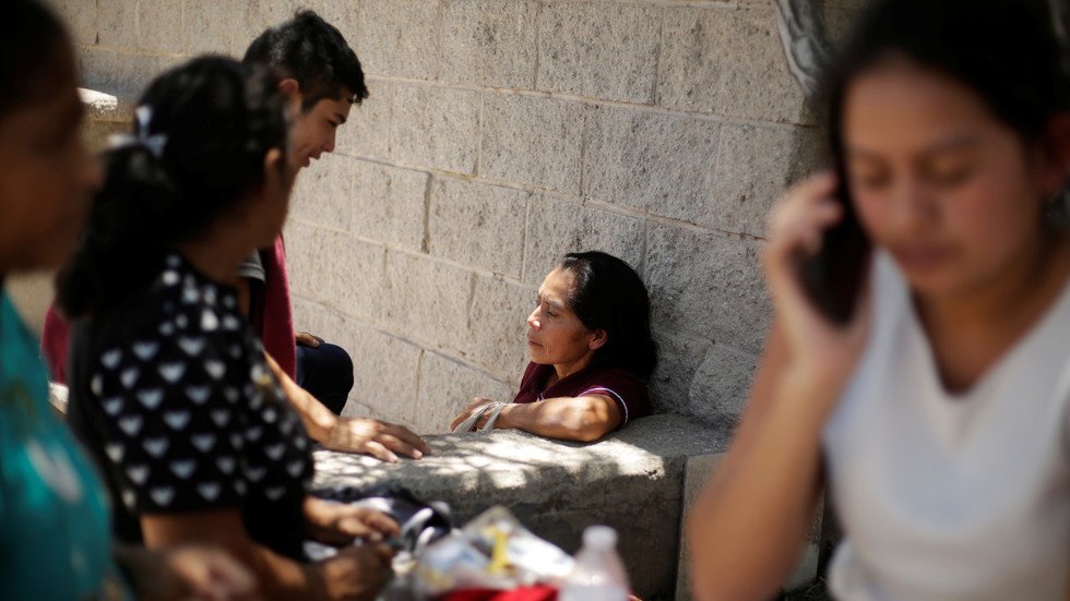 في إطار "مهلة ترامب".. المكسيك توقف 791 مهاجرا نحو نصفهم أطفال دون الثامنة