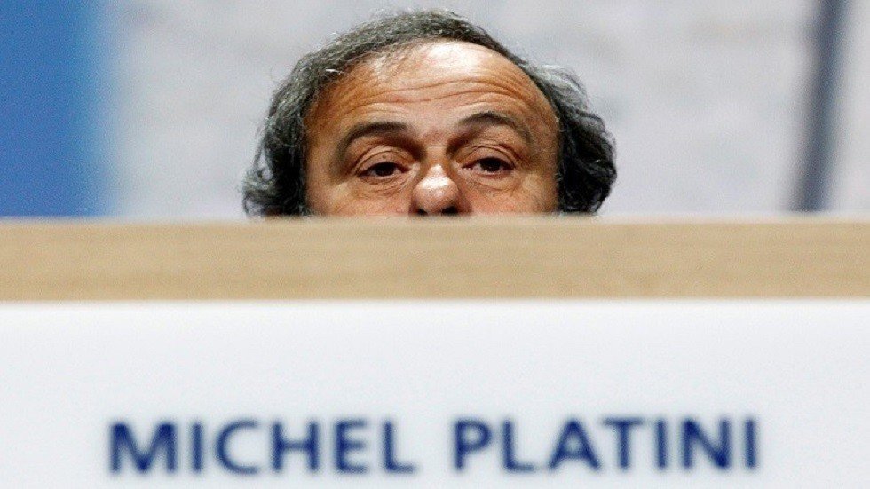 أول تعليق من محامي بلاتيني بعد "الاعتقال"