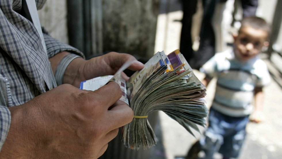 رئيس سلطة النقد الفلسطينية: الوضع المالي الفلسطيني على شفا الانهيار