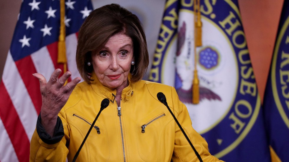 بيلوسي: أمريكا لا تنوي شن الحرب على إيران