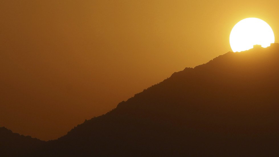 الحسابات الفلكية تؤكد أن الجمعة أول أيام فصل الصيف