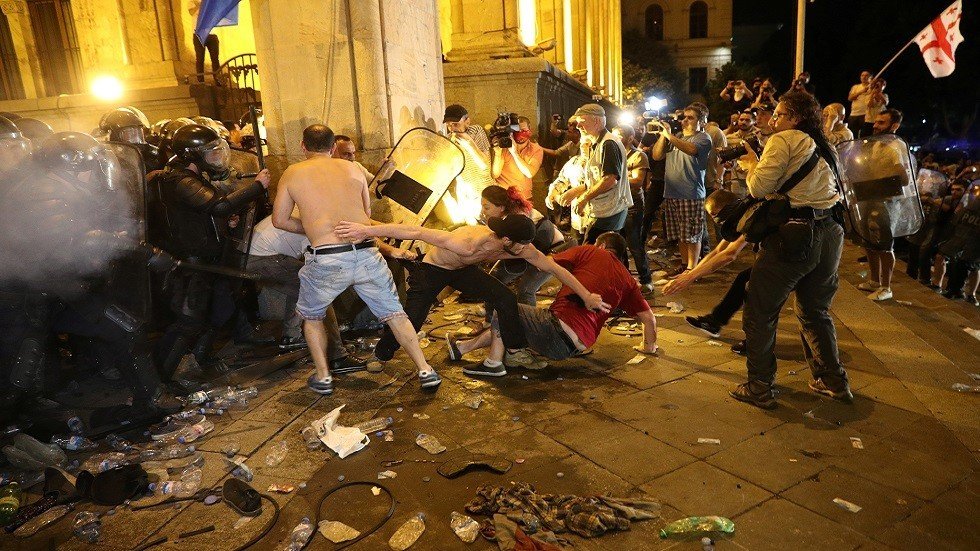 موسكو تكشف السبب من وراء الاحتجاجات الأخيرة في جورجيا