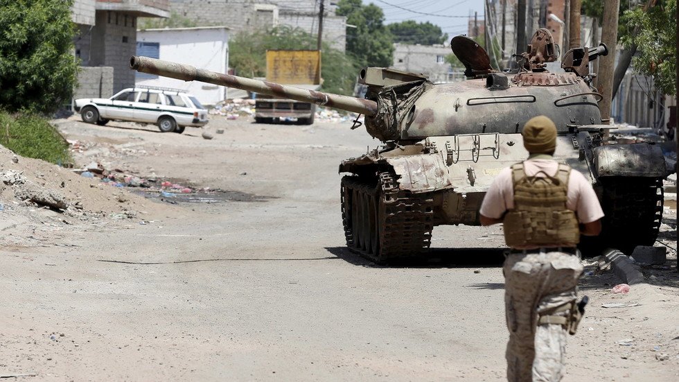 اليمن.. قتلى وجرحى من قوات هادي بهجوم في حضرموت