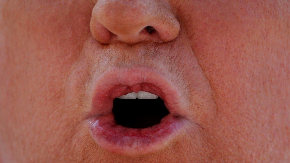 تهكم غير مسبوق على ترامب: طوله 6 أقدام وعمره العقلي 3 سنوات 