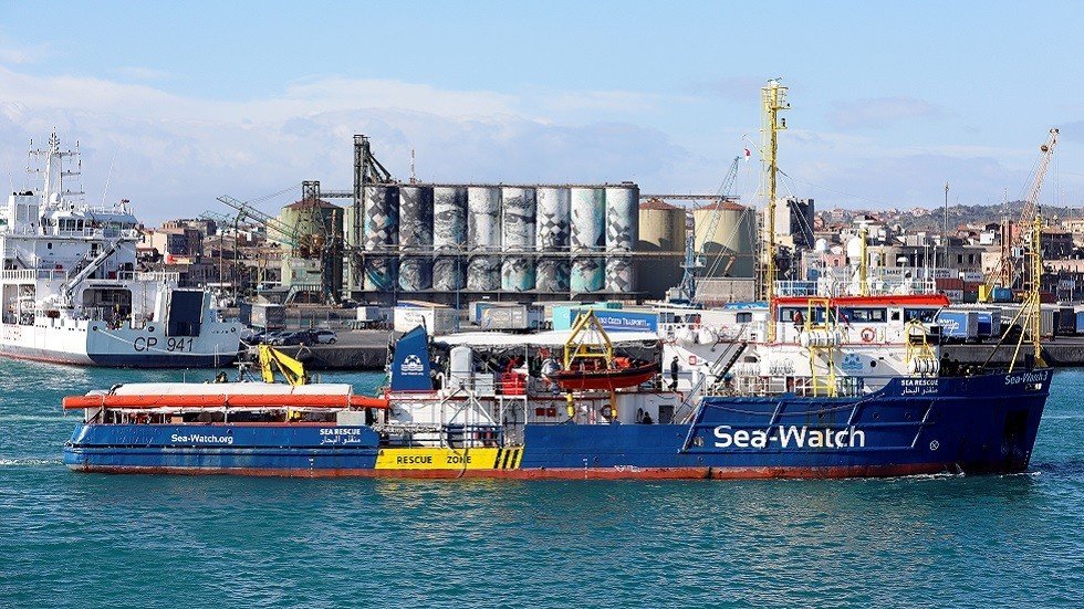 إيطاليا تمنع 42 مهاجرا من دخول أراضيها... وتحمّل هولندا مسؤوليتهم!