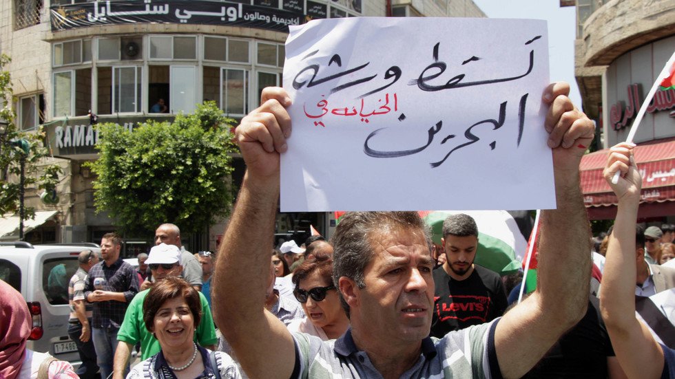 50 مليار دولار مقابل السلام