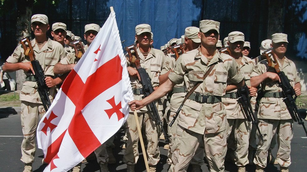 هجوم من الأعلى: جورجيا تساعد الولايات المتحدة في قصف إيران