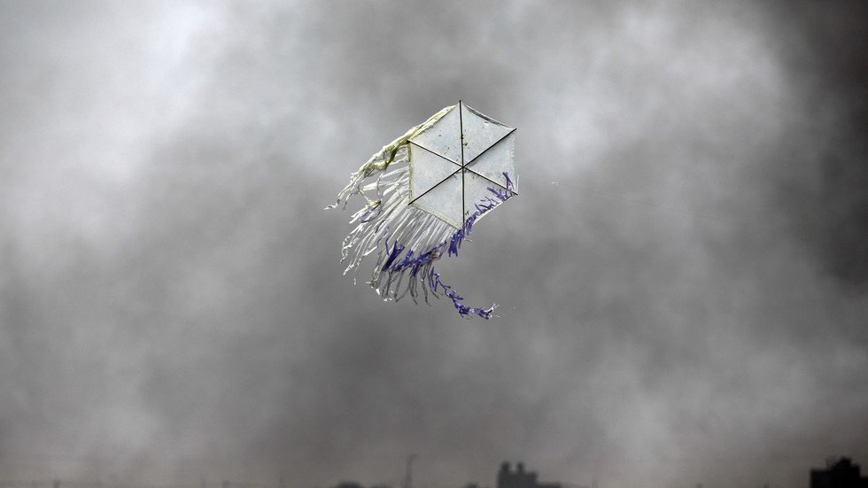 أنباء عن اتفاق تهدئة جديد بين إسرائيل وغزة وغانتس يتهم نتنياهو بـ 