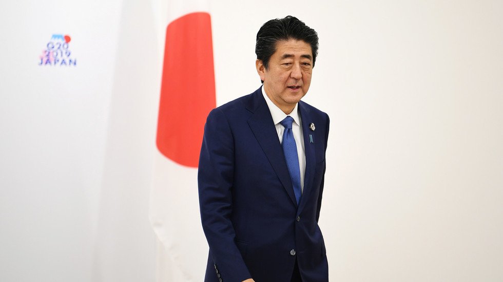 آبي: مجموعة العشرين تؤيد مشروع وقف رمي النفايات البلاستيكية في المحيطات بحلول عام 2050