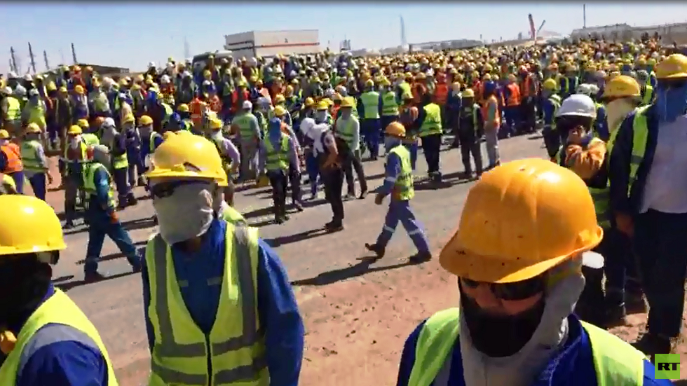 بالفيديو.. اعتداء على مهندسين أردنيين وعرب في كازاخستان والخارجية الأردنية تصدر بيانا