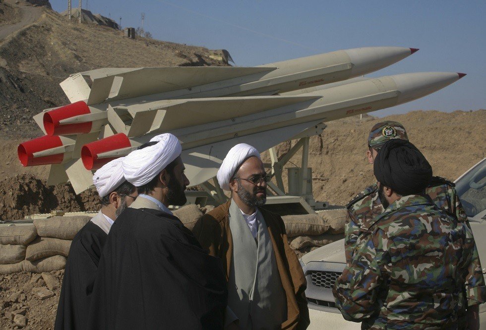إيران تخشى هجوما بطائرات مسيرة