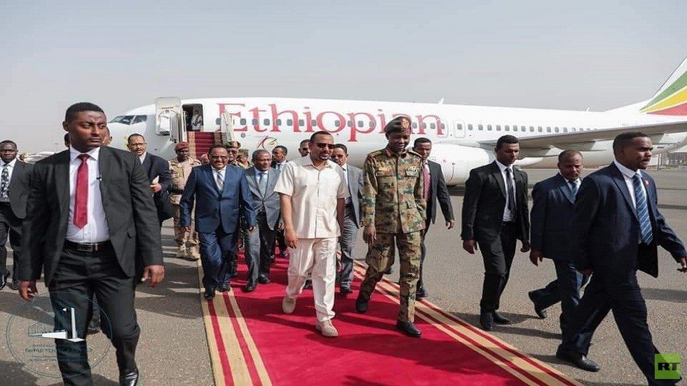 إثيوبيا تقود أول وساطة في السودان