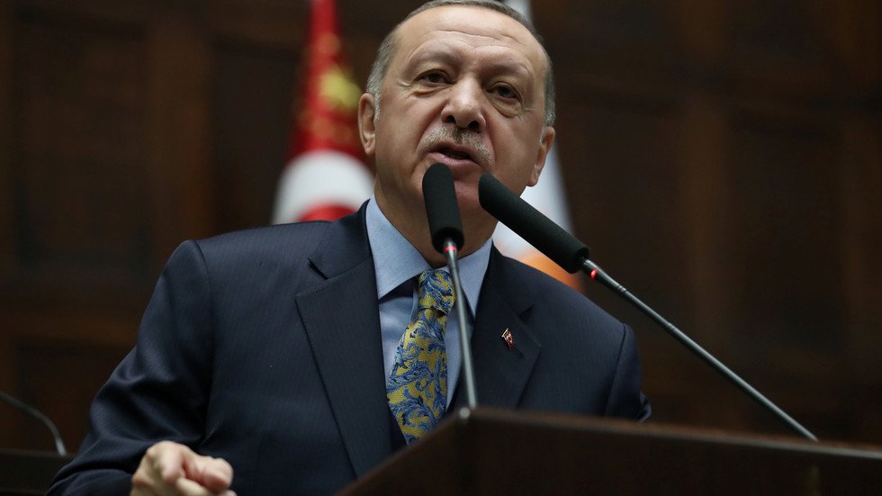تركيا: لن نتسامح مع تحرش النظام السوري وسنوقفه عند حده