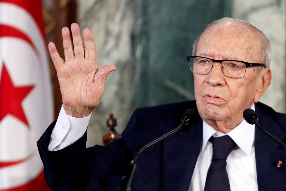 الرئاسة التونسية: صحة الرئيس الباجي قايد السبسي بدأت بالتحسن