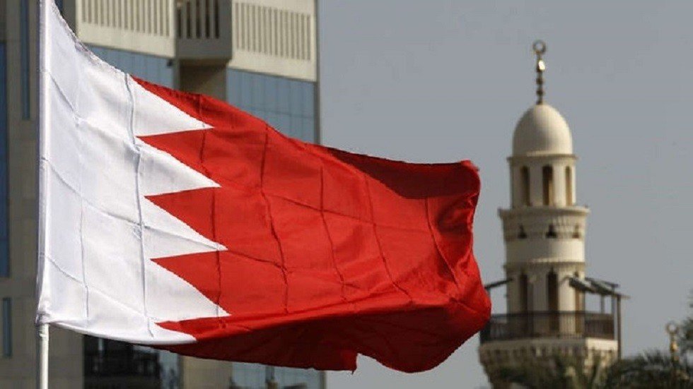 هجوم بحريني على قطر