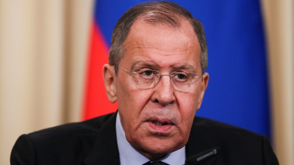 لافروف لـRT: ندرس الضربة الإسرائيلية على مواقع في سوريا وندعو لاحترام القوانين الدولية