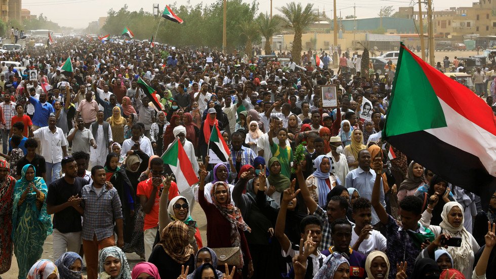 العثور على 3 جثث في أم درمان بعد احتجاجات الأحد في السودان