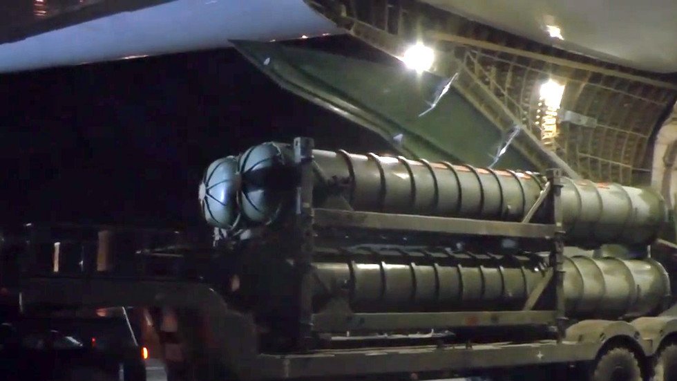 مصدر عسكري سوري: شغلنا "إس-300" أثناء العدوان الإسرائيلي لكن لم نستخدمها