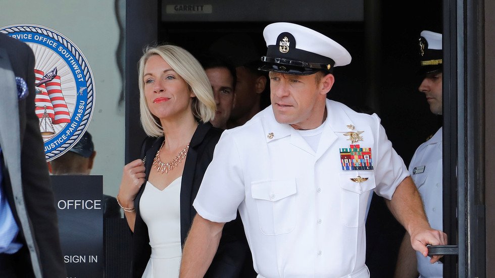 القضاء الأمريكي يبرئ ضابطا أمريكيا من تهمة ارتكاب جرائم حرب في العراق