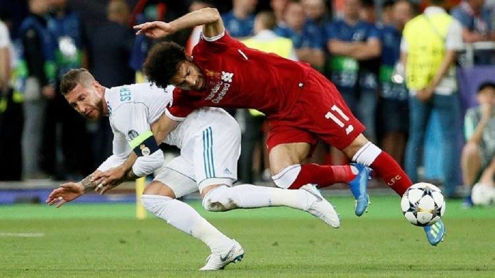 راموس يتعرض لموقف محرج لدى وصوله إلى مصر بسبب محمد صلاح