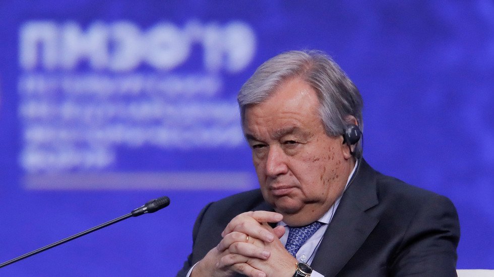 غوتيريش "ممتعض" من مقتل 44 شخصا بغارة على مخيم المهاجرين في ليبيا ويدعو لتحقيق مستقل