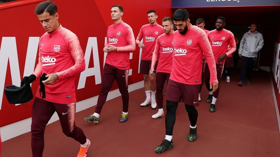 وكيل نجم برشلونة يوضح حقيقة الانتقال إلى باريس سان جيرمان