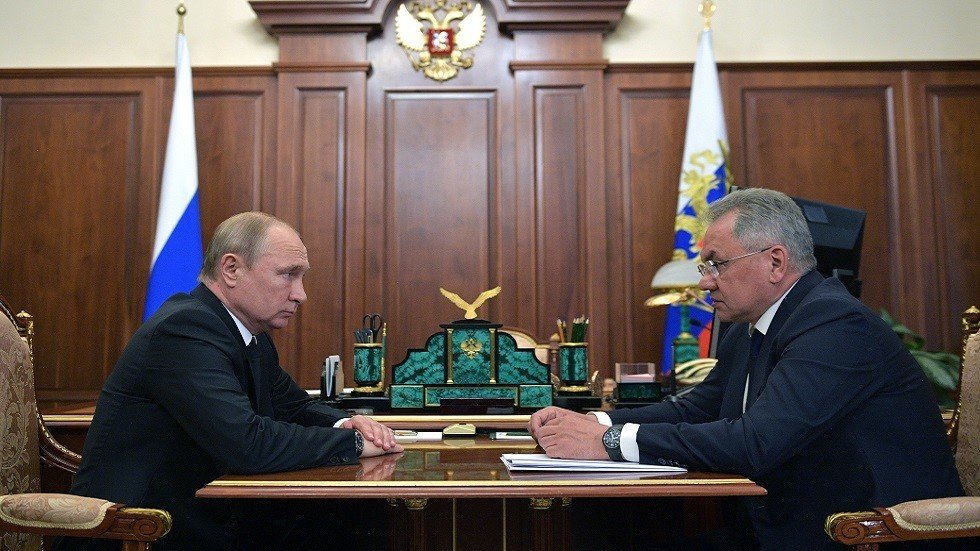 شويغو يكشف ملابسات حريق الغواصة الروسية مؤخرا