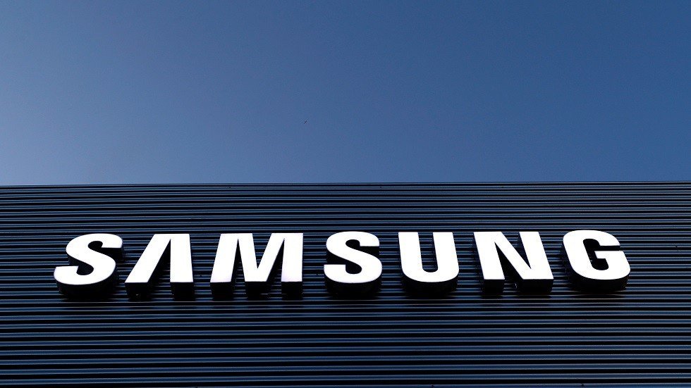"سامسونغ" متهمة بخداع المستخدمين!