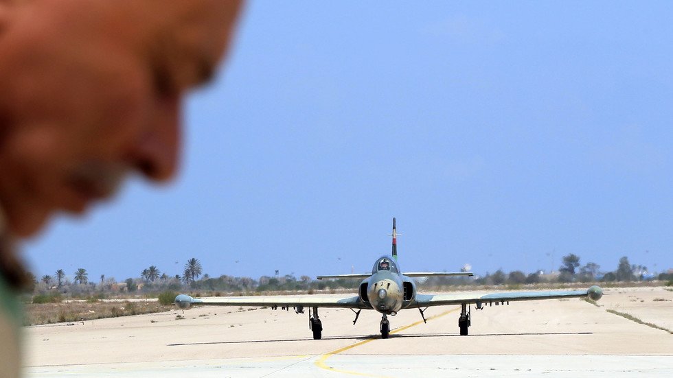 مقتل طيارين بعد إسقاط مقاتلتهما في ليبيا