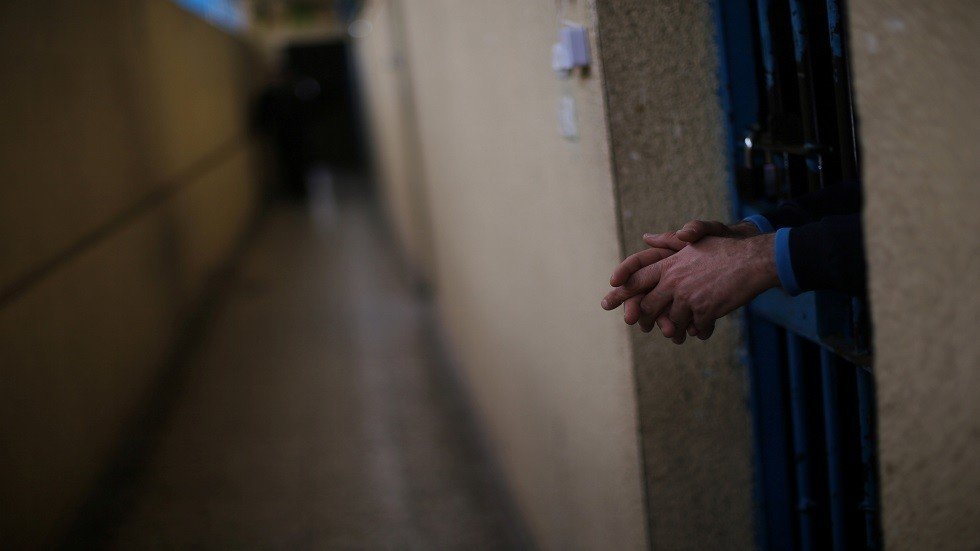 الجزائر.. محاولة هروب جماعية لمساجين (فيديو) 