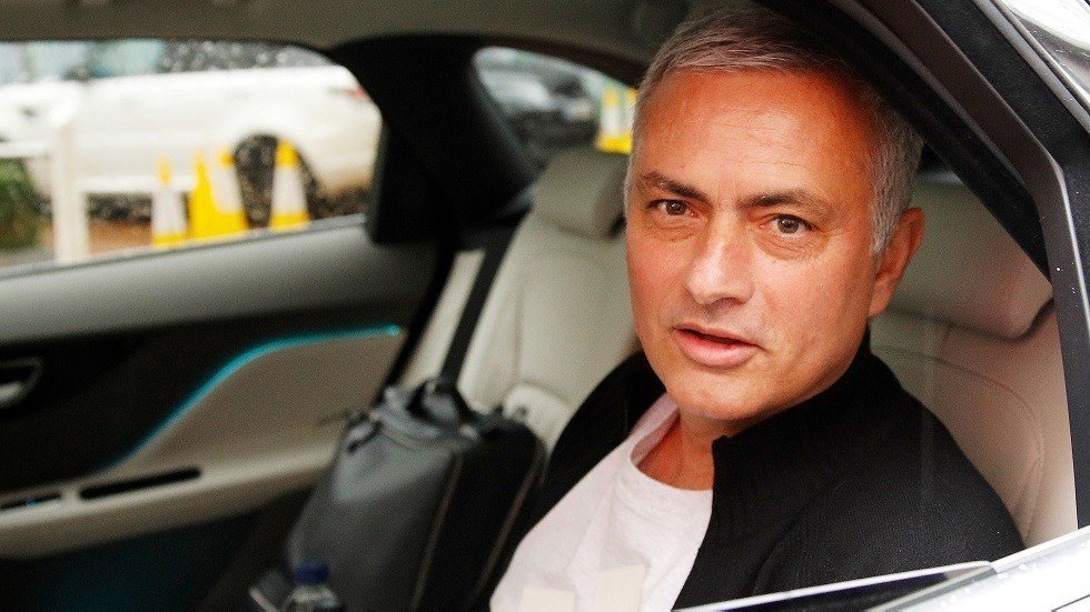 مورينيو يرفض عرضا خرافيا يجعله المدرب الأعلى أجرا في تاريخ الساحرة المستديرة