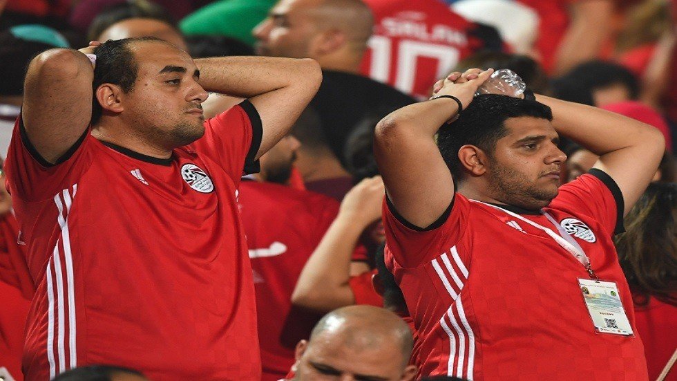 مدرب جنوب إفريقيا يفي بوعده في إسكات جماهير "الفراعنة"