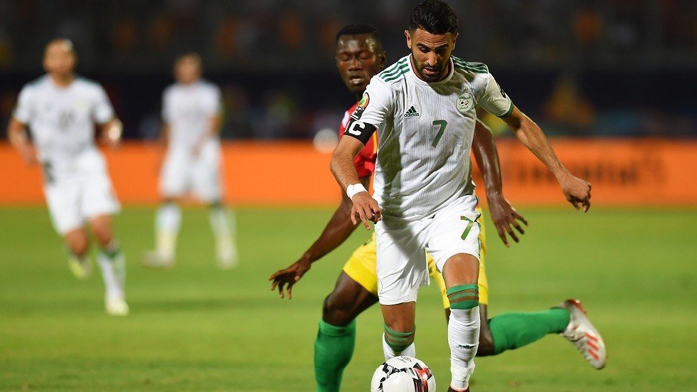 محرز أفضل لاعب في مباراة الجزائر وغينيا