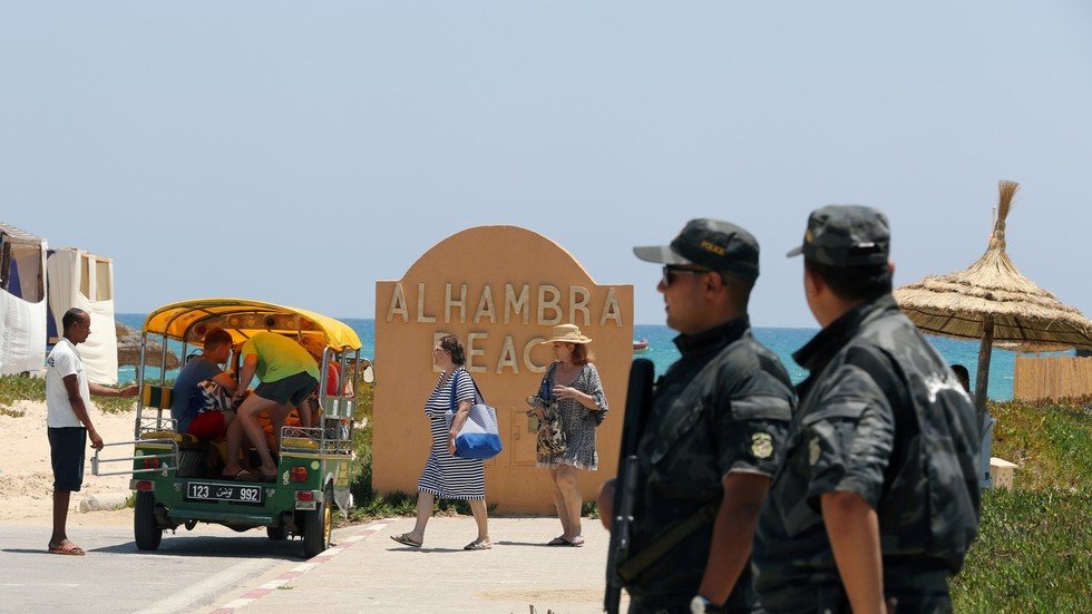 تقرير يكشف واقع السياحة في تونس 