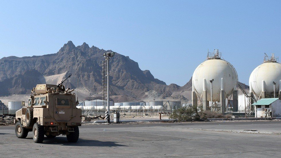 مسؤول إماراتي: خفض قواتنا في اليمن تم بالاتفاق مع السعودية